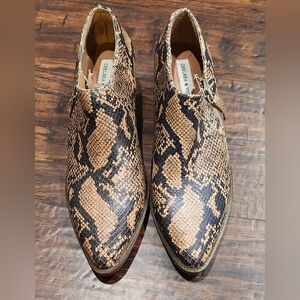 Chelsea and Violet leather faux Snakeskin booties sz 6.5